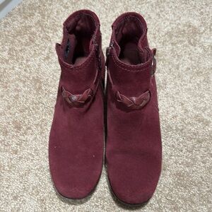 Red Ankle Boots with Cozy Fleece Lining